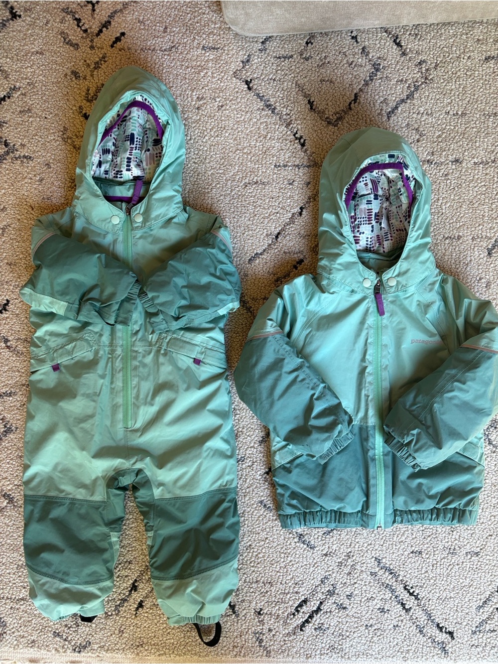 Patagonia sibling set 6/12 month 3T
